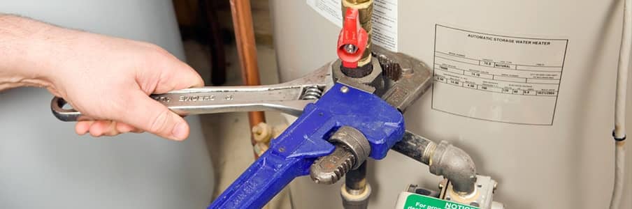 pipe wrench plumbing tool